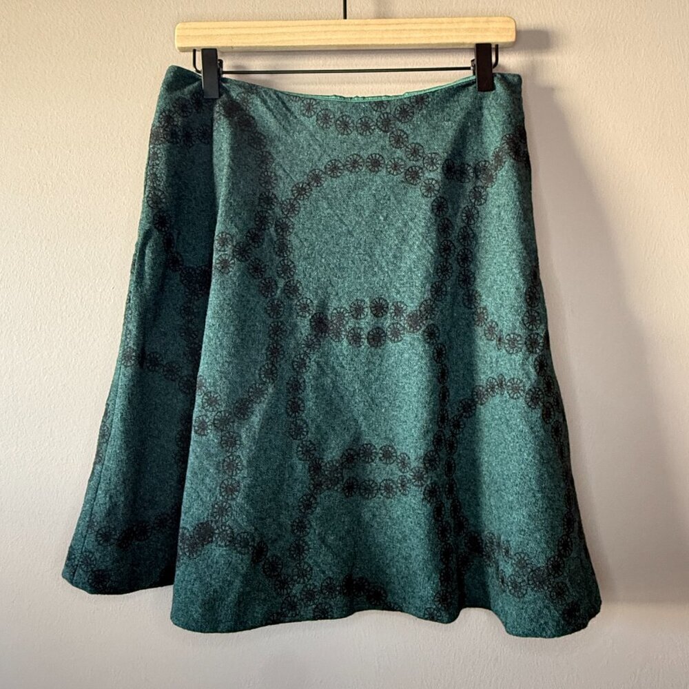 Women's 8 Boden Green and Black Circles A Line Skirt - Picture 2 of 7